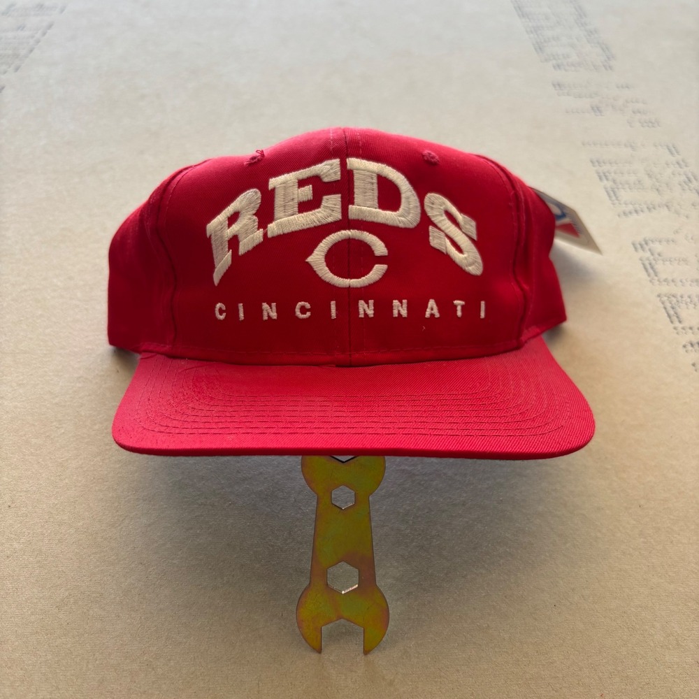 Vintage 90s Drew Pearson Cincinnati Reds Snapback Hat NWT‎